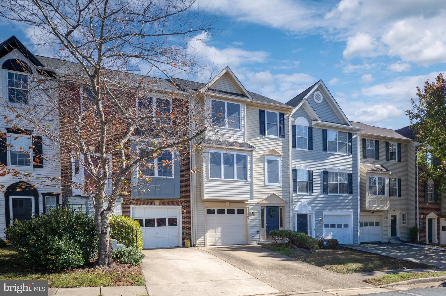 11209 KINGS CREST CT, FREDERICKSBURG, Virginia 22407, 2 Bedrooms Bedrooms, ,2 BathroomsBathrooms,Residential,For sale,11209 KINGS CREST CT,VASP2037326 MLS # VASP2037326