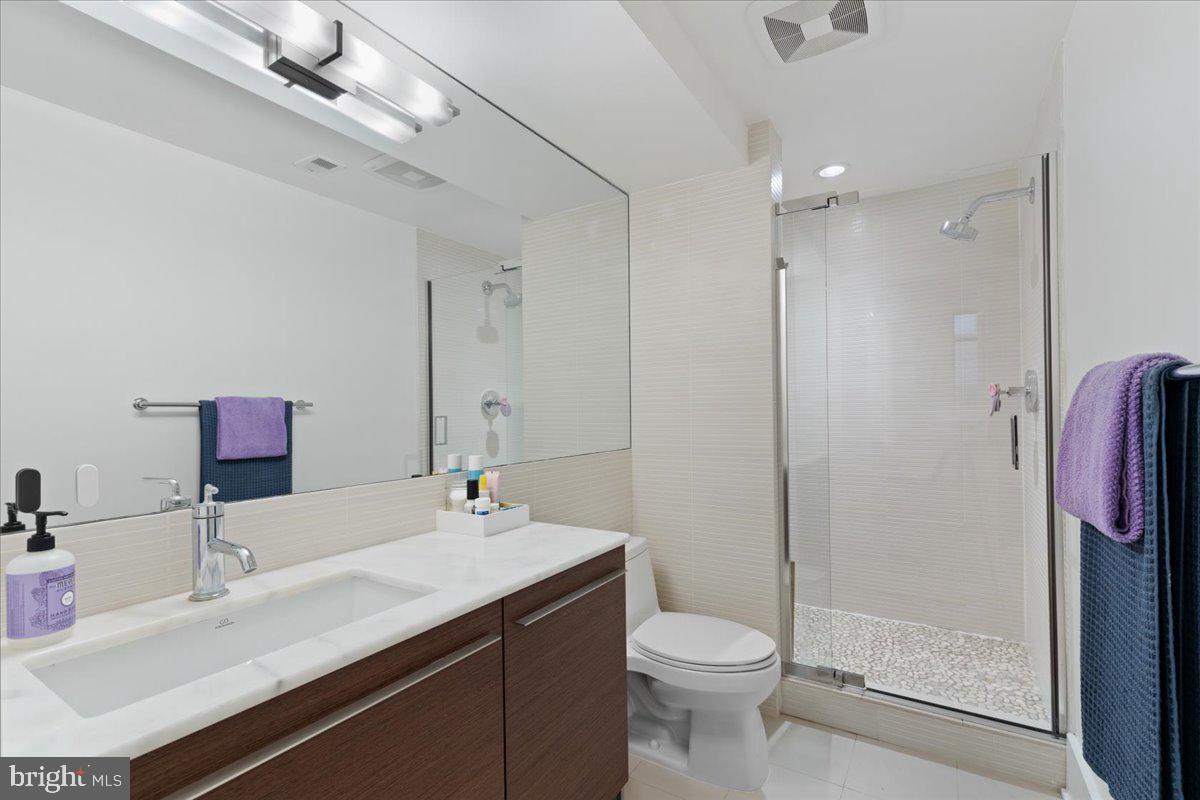 2818 CONNECTICUT AVE NW #104, WASHINGTON, District Of Columbia 20008, 2 Bedrooms Bedrooms, ,2 BathroomsBathrooms,Residential,For sale,2818 CONNECTICUT AVE NW #104,DCDC2229696 MLS # DCDC2229696