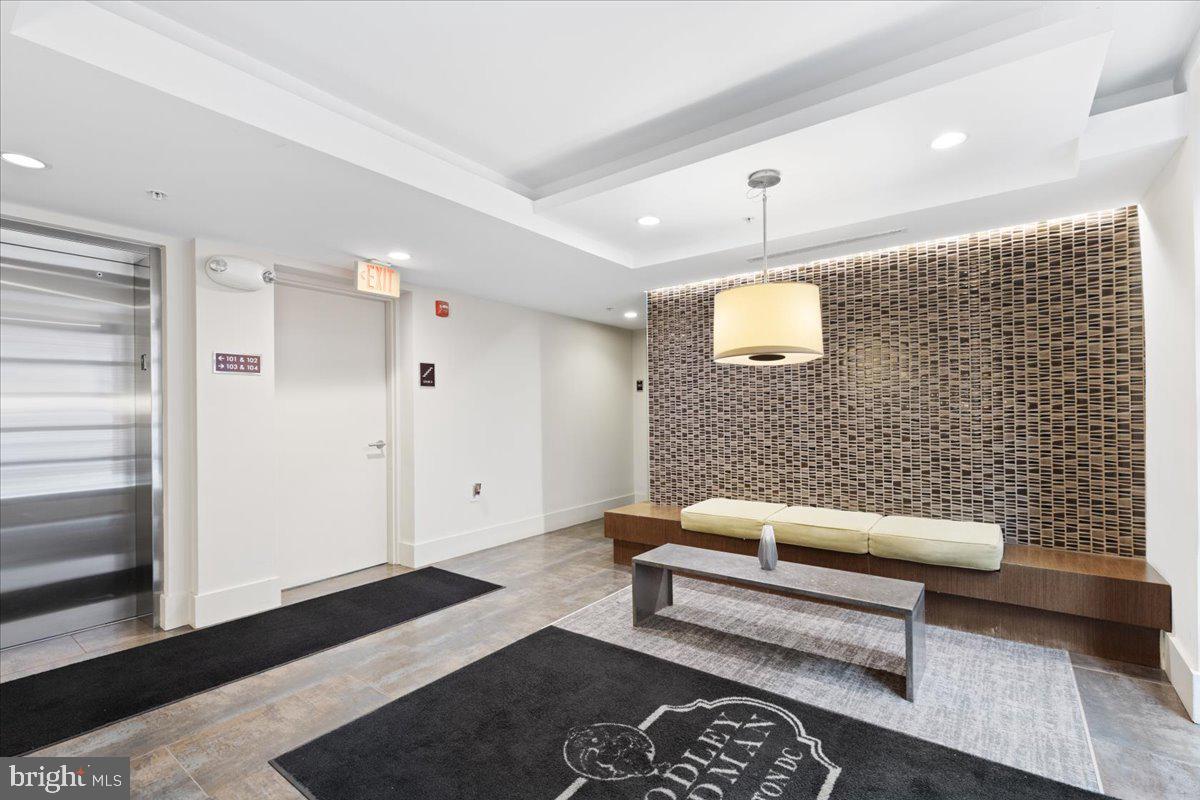 2818 CONNECTICUT AVE NW #104, WASHINGTON, District Of Columbia 20008, 2 Bedrooms Bedrooms, ,2 BathroomsBathrooms,Residential,For sale,2818 CONNECTICUT AVE NW #104,DCDC2229696 MLS # DCDC2229696