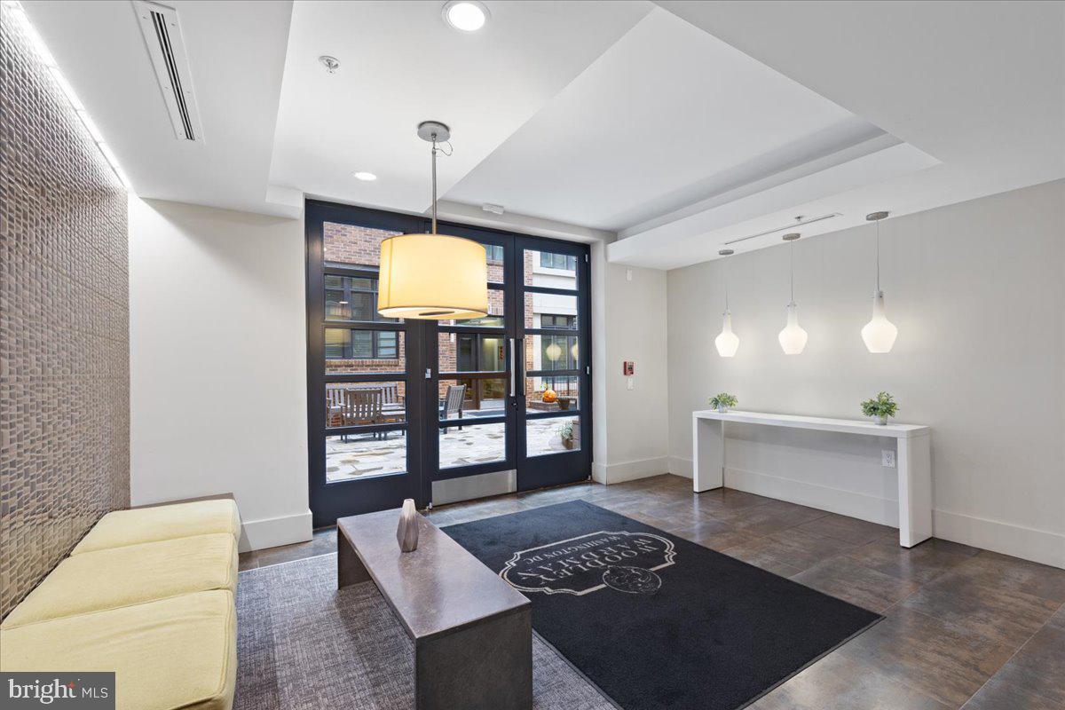 2818 CONNECTICUT AVE NW #104, WASHINGTON, District Of Columbia 20008, 2 Bedrooms Bedrooms, ,2 BathroomsBathrooms,Residential,For sale,2818 CONNECTICUT AVE NW #104,DCDC2229696 MLS # DCDC2229696