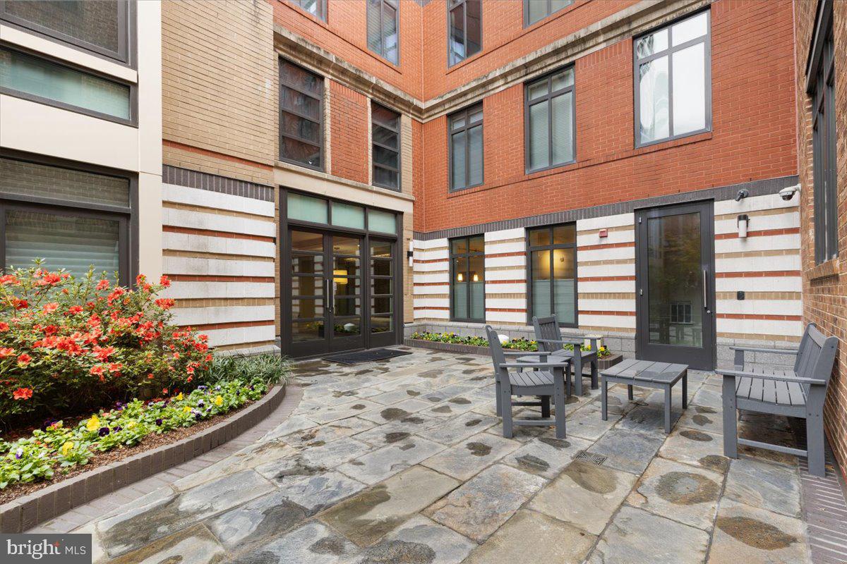 2818 CONNECTICUT AVE NW #104, WASHINGTON, District Of Columbia 20008, 2 Bedrooms Bedrooms, ,2 BathroomsBathrooms,Residential,For sale,2818 CONNECTICUT AVE NW #104,DCDC2229696 MLS # DCDC2229696