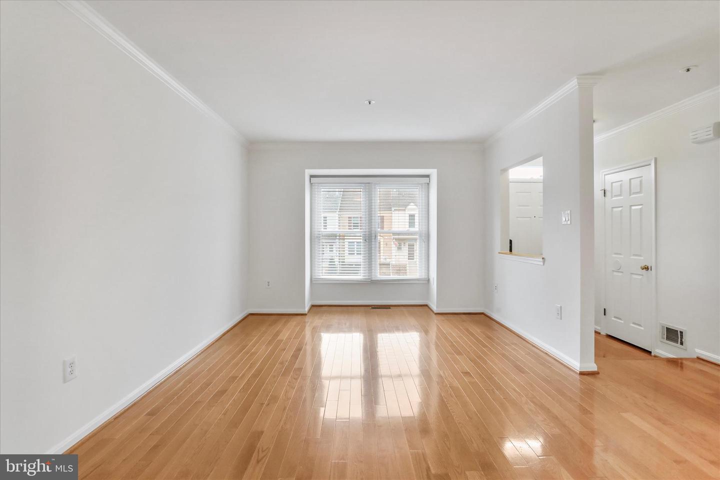 7858 BLUE GRAY CIR, MANASSAS, Virginia 20109, 2 Bedrooms Bedrooms, ,3 BathroomsBathrooms,Residential,For sale,7858 BLUE GRAY CIR,VAPW2106870 MLS # VAPW2106870