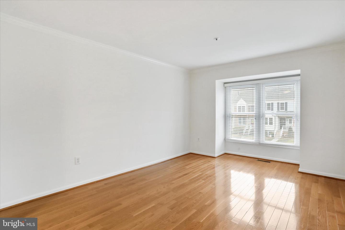 7858 BLUE GRAY CIR, MANASSAS, Virginia 20109, 2 Bedrooms Bedrooms, ,3 BathroomsBathrooms,Residential,For sale,7858 BLUE GRAY CIR,VAPW2106870 MLS # VAPW2106870