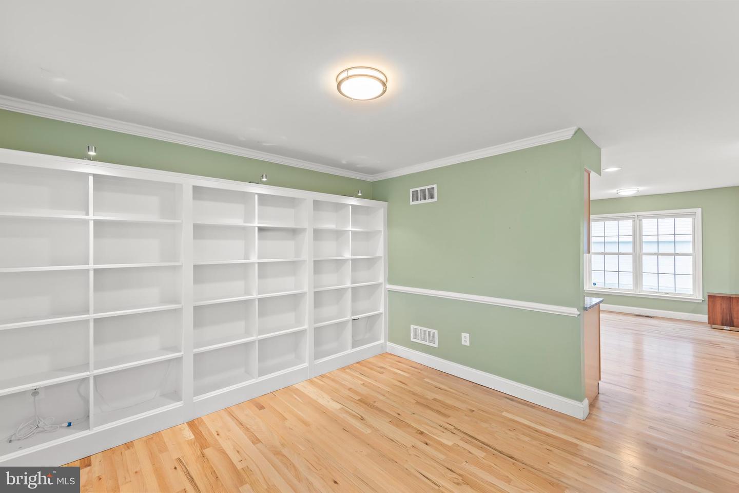 236 MILLER ST, WINCHESTER, Virginia 22601, 3 Bedrooms Bedrooms, ,2 BathroomsBathrooms,Residential,For sale,236 MILLER ST,VAWI2009412 MLS # VAWI2009412 236 MILLER ST, WINCHESTER, Virginia 22601, 3 Bedrooms Bedrooms, ,2 BathroomsBathrooms,Residential,For sale,236 MILLER ST,VAWI2009412 MLS # VAWI2009412