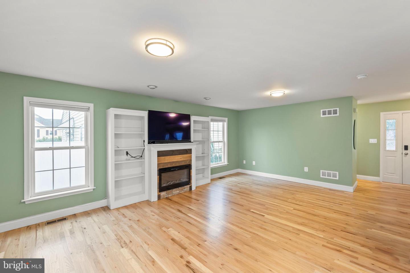 236 MILLER ST, WINCHESTER, Virginia 22601, 3 Bedrooms Bedrooms, ,2 BathroomsBathrooms,Residential,For sale,236 MILLER ST,VAWI2009412 MLS # VAWI2009412 236 MILLER ST, WINCHESTER, Virginia 22601, 3 Bedrooms Bedrooms, ,2 BathroomsBathrooms,Residential,For sale,236 MILLER ST,VAWI2009412 MLS # VAWI2009412