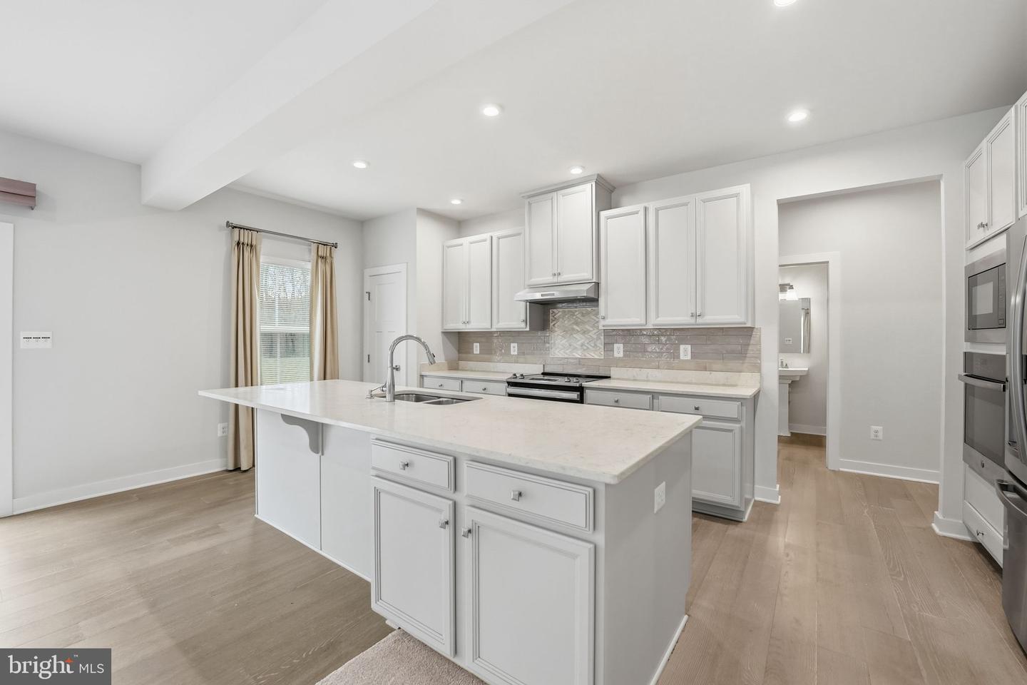 15117 HAYMARKET LANDING DR, HAYMARKET, Virginia 20169, 4 Bedrooms Bedrooms, ,2 BathroomsBathrooms,Residential,For sale,15117 HAYMARKET LANDING DR,VAPW2107136 MLS # VAPW2107136