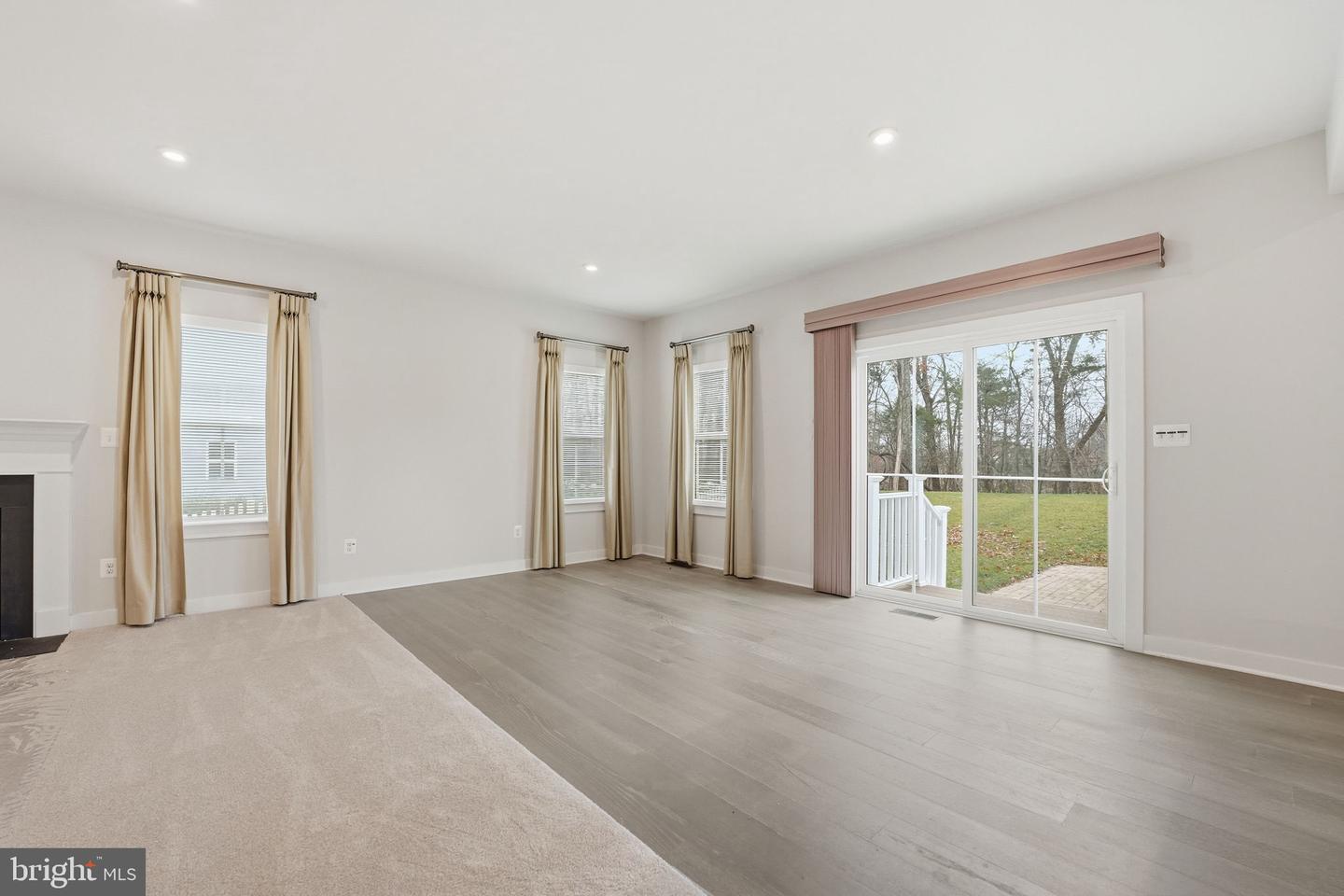 15117 HAYMARKET LANDING DR, HAYMARKET, Virginia 20169, 4 Bedrooms Bedrooms, ,2 BathroomsBathrooms,Residential,For sale,15117 HAYMARKET LANDING DR,VAPW2107136 MLS # VAPW2107136