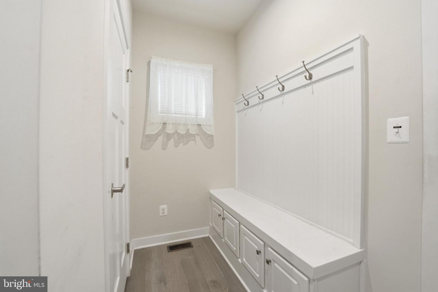 15117 HAYMARKET LANDING DR, HAYMARKET, Virginia 20169, 4 Bedrooms Bedrooms, ,2 BathroomsBathrooms,Residential,For sale,15117 HAYMARKET LANDING DR,VAPW2107136 MLS # VAPW2107136