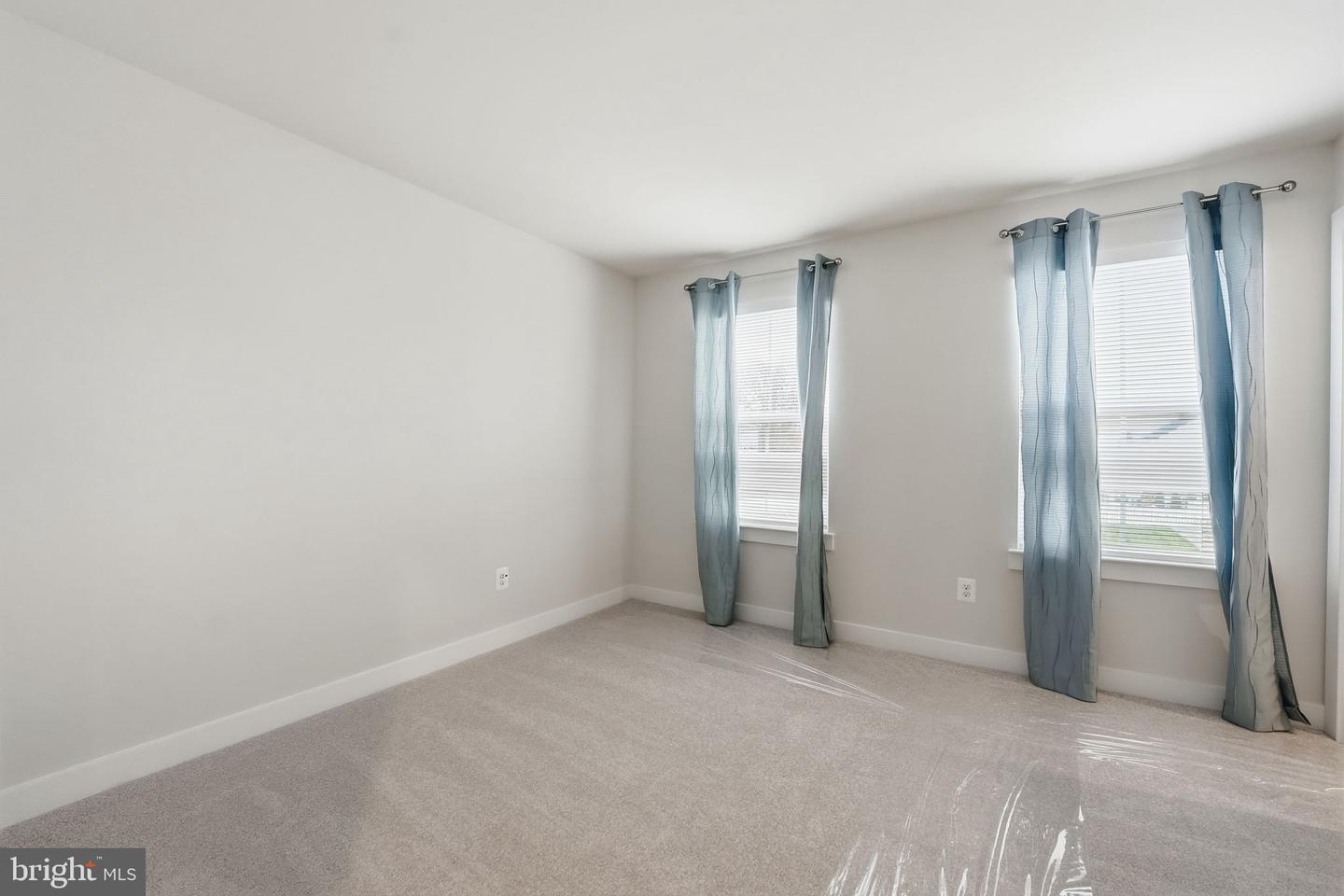 15117 HAYMARKET LANDING DR, HAYMARKET, Virginia 20169, 4 Bedrooms Bedrooms, ,2 BathroomsBathrooms,Residential,For sale,15117 HAYMARKET LANDING DR,VAPW2107136 MLS # VAPW2107136