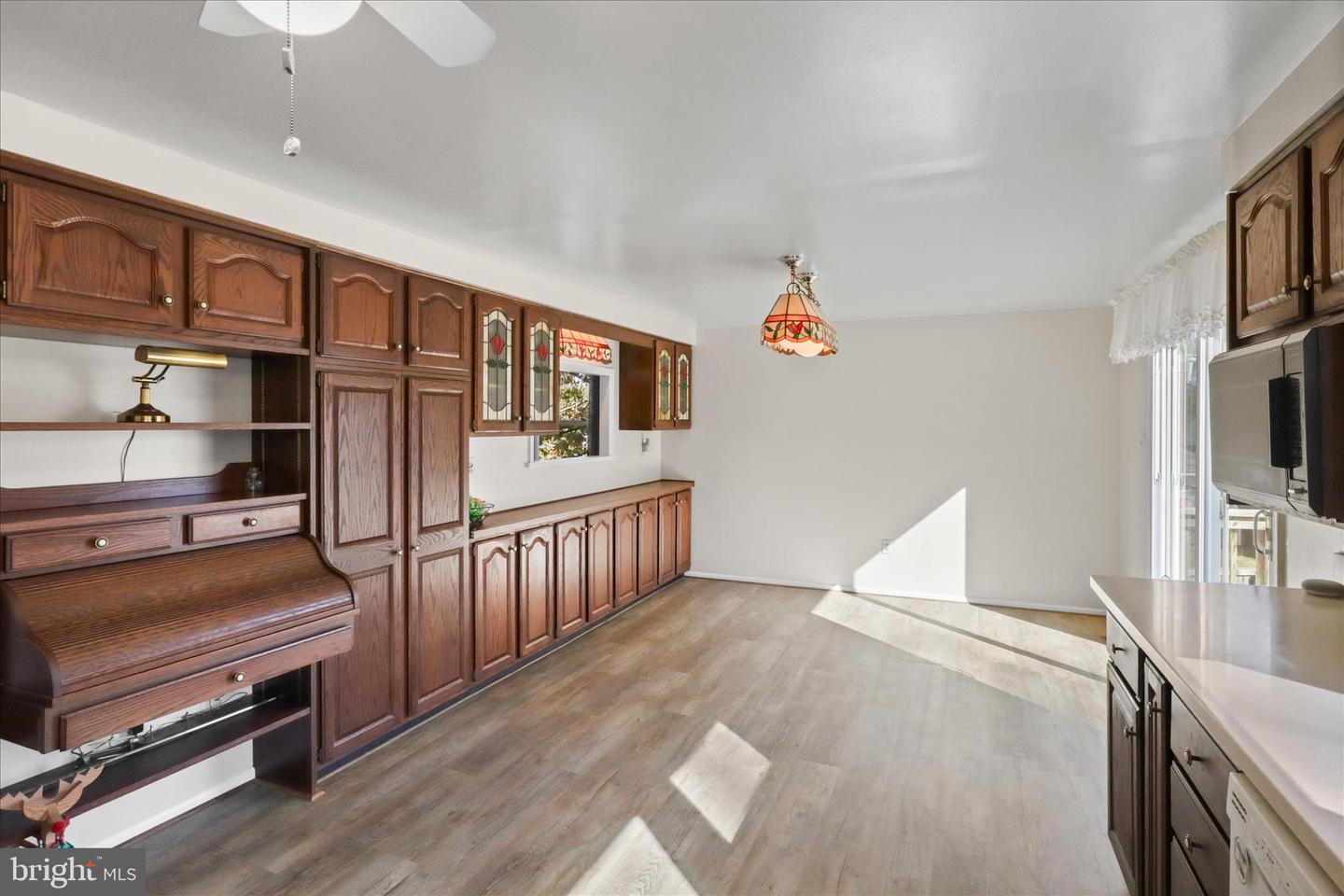 5405 DUNSMORE RD, ALEXANDRIA, Virginia 22315, 4 Bedrooms Bedrooms, ,3 BathroomsBathrooms,Residential,For sale,5405 DUNSMORE RD,VAFX2277408 MLS # VAFX2277408