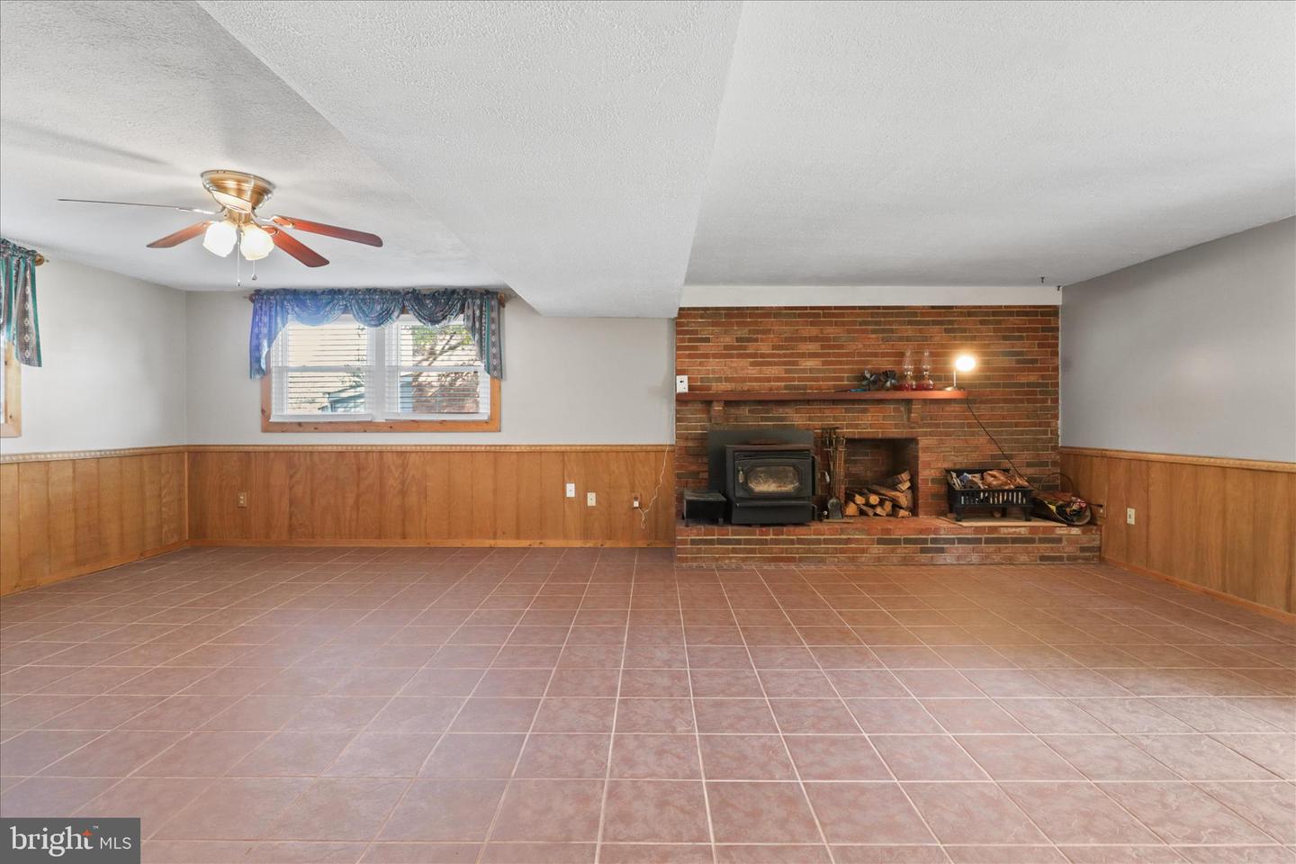 5405 DUNSMORE RD, ALEXANDRIA, Virginia 22315, 4 Bedrooms Bedrooms, ,3 BathroomsBathrooms,Residential,For sale,5405 DUNSMORE RD,VAFX2277408 MLS # VAFX2277408