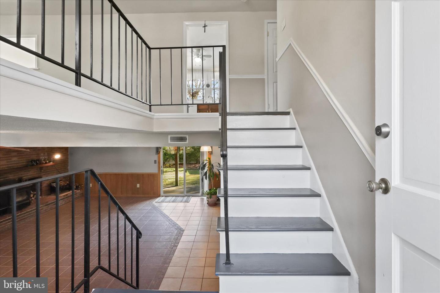 5405 DUNSMORE RD, ALEXANDRIA, Virginia 22315, 4 Bedrooms Bedrooms, ,3 BathroomsBathrooms,Residential,For sale,5405 DUNSMORE RD,VAFX2277408 MLS # VAFX2277408