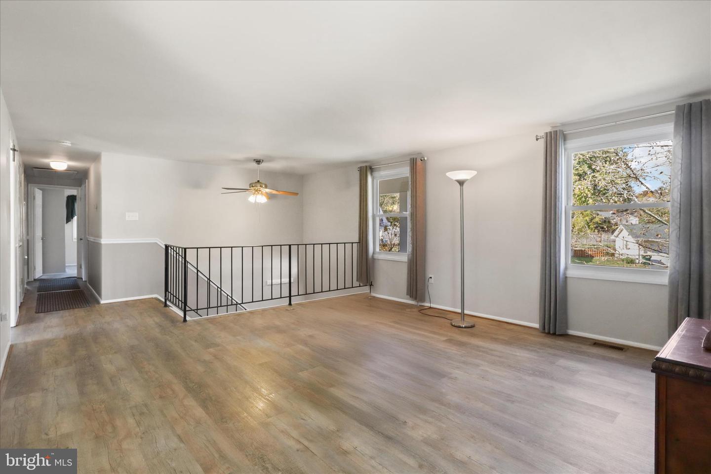 5405 DUNSMORE RD, ALEXANDRIA, Virginia 22315, 4 Bedrooms Bedrooms, ,3 BathroomsBathrooms,Residential,For sale,5405 DUNSMORE RD,VAFX2277408 MLS # VAFX2277408