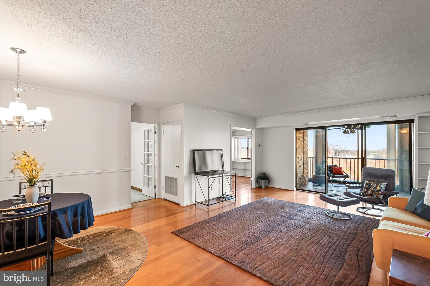 5902 MOUNT EAGLE DR #801, ALEXANDRIA, Virginia 22303, 2 Bedrooms Bedrooms, ,2 BathroomsBathrooms,Residential,For sale,5902 MOUNT EAGLE DR #801,VAFX2277422 MLS # VAFX2277422