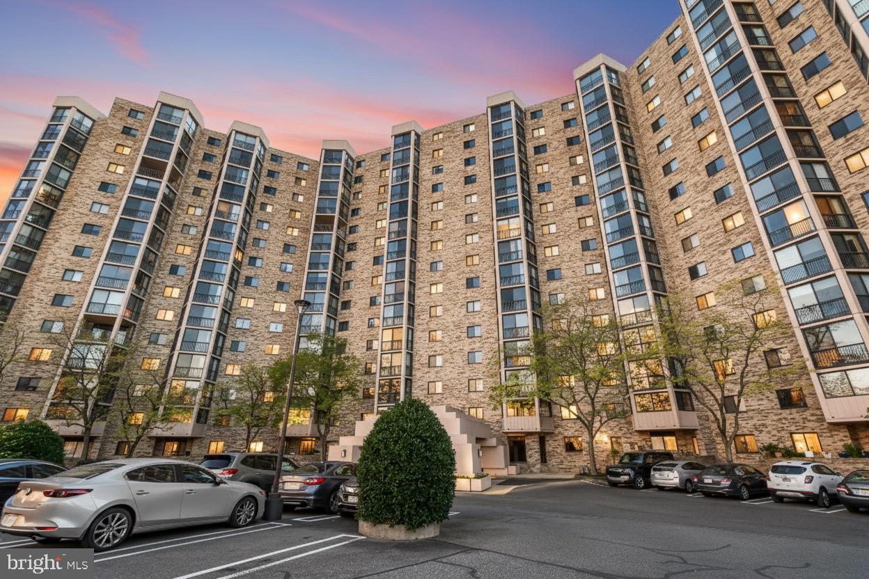 5902 MOUNT EAGLE DR #801, ALEXANDRIA, Virginia 22303, 2 Bedrooms Bedrooms, ,2 BathroomsBathrooms,Residential,For sale,5902 MOUNT EAGLE DR #801,VAFX2277422 MLS # VAFX2277422