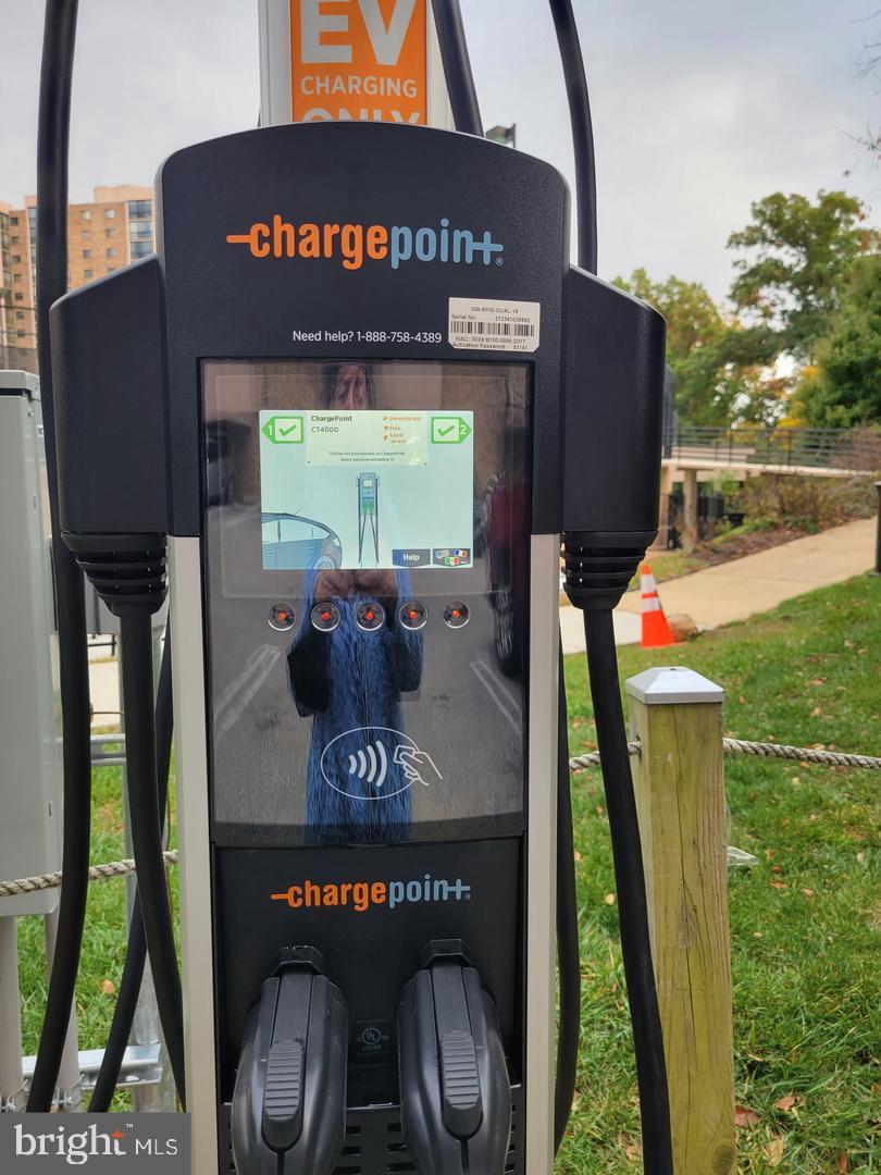 5902 MOUNT EAGLE DR #801, ALEXANDRIA, Virginia 22303, 2 Bedrooms Bedrooms, ,2 BathroomsBathrooms,Residential,For sale,5902 MOUNT EAGLE DR #801,VAFX2277422 MLS # VAFX2277422