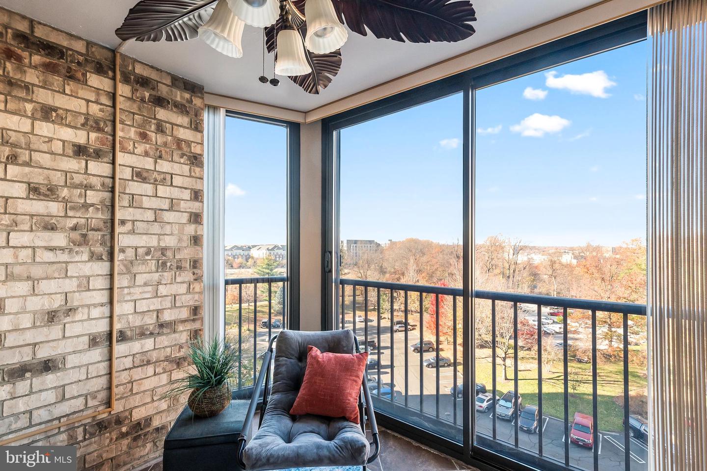 5902 MOUNT EAGLE DR #801, ALEXANDRIA, Virginia 22303, 2 Bedrooms Bedrooms, ,2 BathroomsBathrooms,Residential,For sale,5902 MOUNT EAGLE DR #801,VAFX2277422 MLS # VAFX2277422