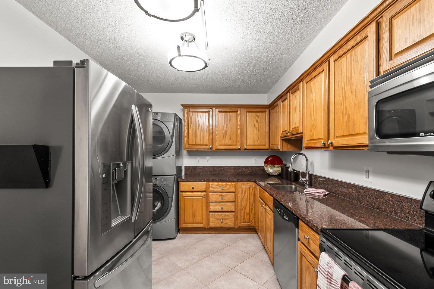 5902 MOUNT EAGLE DR #801, ALEXANDRIA, Virginia 22303, 2 Bedrooms Bedrooms, ,2 BathroomsBathrooms,Residential,For sale,5902 MOUNT EAGLE DR #801,VAFX2277422 MLS # VAFX2277422