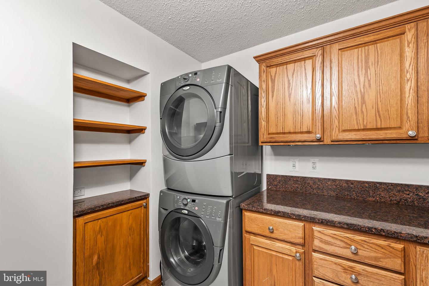 5902 MOUNT EAGLE DR #801, ALEXANDRIA, Virginia 22303, 2 Bedrooms Bedrooms, ,2 BathroomsBathrooms,Residential,For sale,5902 MOUNT EAGLE DR #801,VAFX2277422 MLS # VAFX2277422