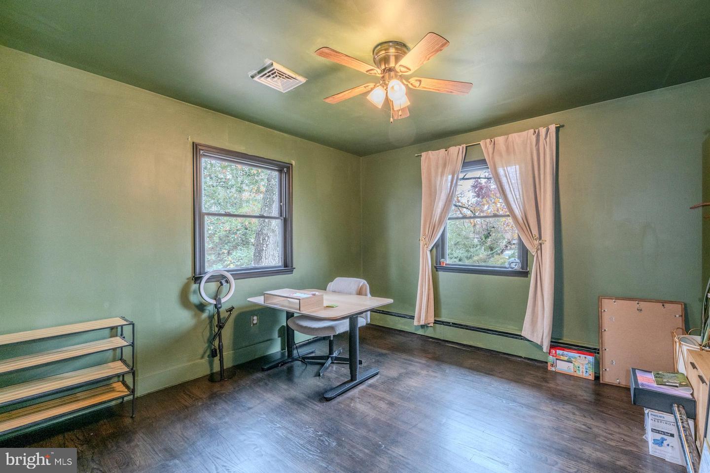 1329 DEVILS REACH RD, WOODBRIDGE, Virginia 22192, 3 Bedrooms Bedrooms, ,2 BathroomsBathrooms,Residential,For sale,1329 DEVILS REACH RD,VAPW2107254 MLS # VAPW2107254