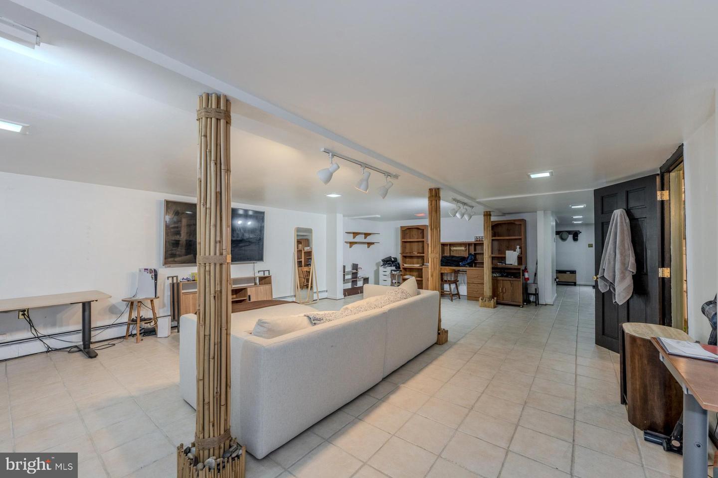 1329 DEVILS REACH RD, WOODBRIDGE, Virginia 22192, 3 Bedrooms Bedrooms, ,2 BathroomsBathrooms,Residential,For sale,1329 DEVILS REACH RD,VAPW2107254 MLS # VAPW2107254