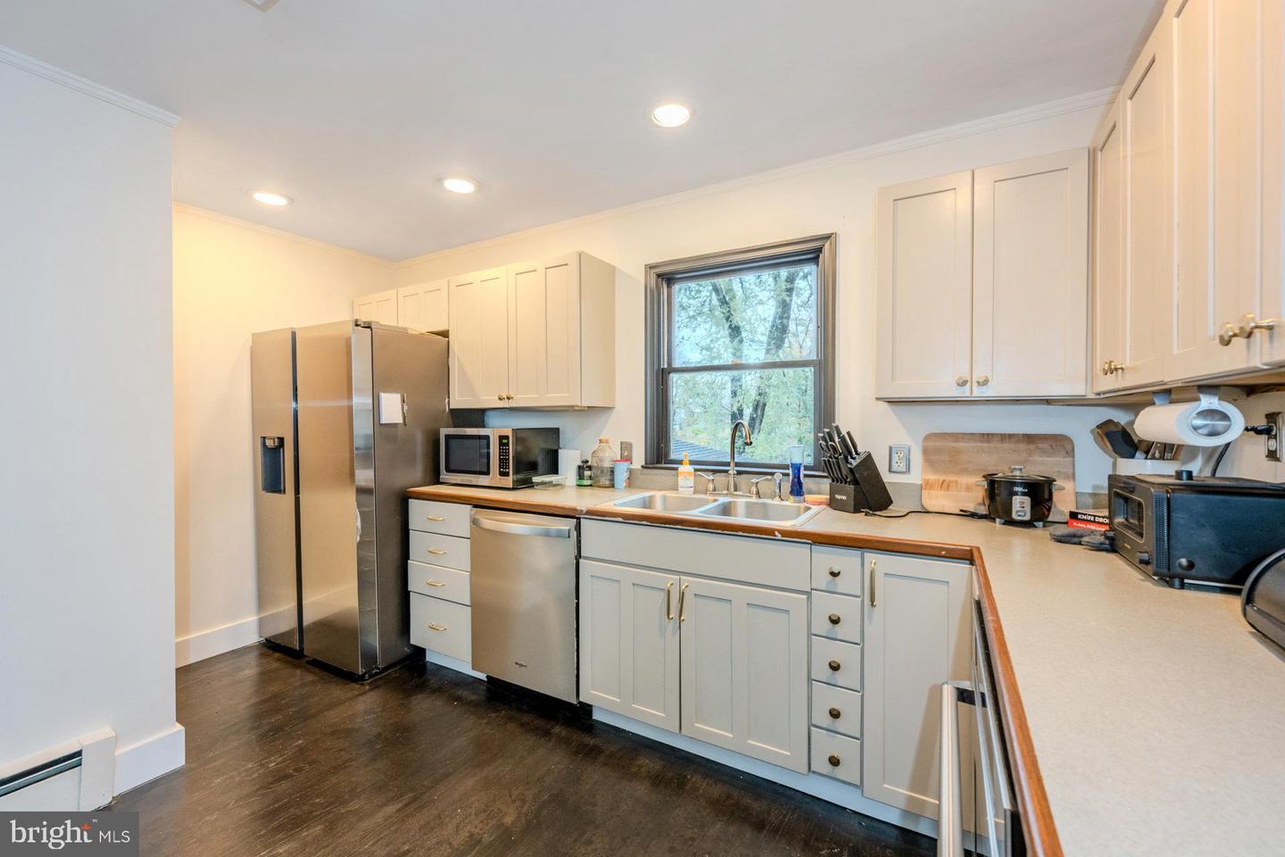 1329 DEVILS REACH RD, WOODBRIDGE, Virginia 22192, 3 Bedrooms Bedrooms, ,2 BathroomsBathrooms,Residential,For sale,1329 DEVILS REACH RD,VAPW2107254 MLS # VAPW2107254