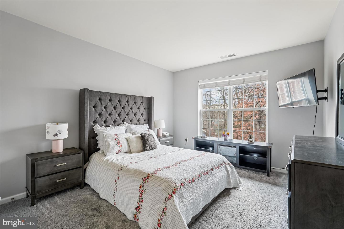 9722 HOLMES PL #203, MANASSAS PARK, Virginia 20111, 2 Bedrooms Bedrooms, ,2 BathroomsBathrooms,Residential,For sale,9722 HOLMES PL #203,VAMP2003444 MLS # VAMP2003444