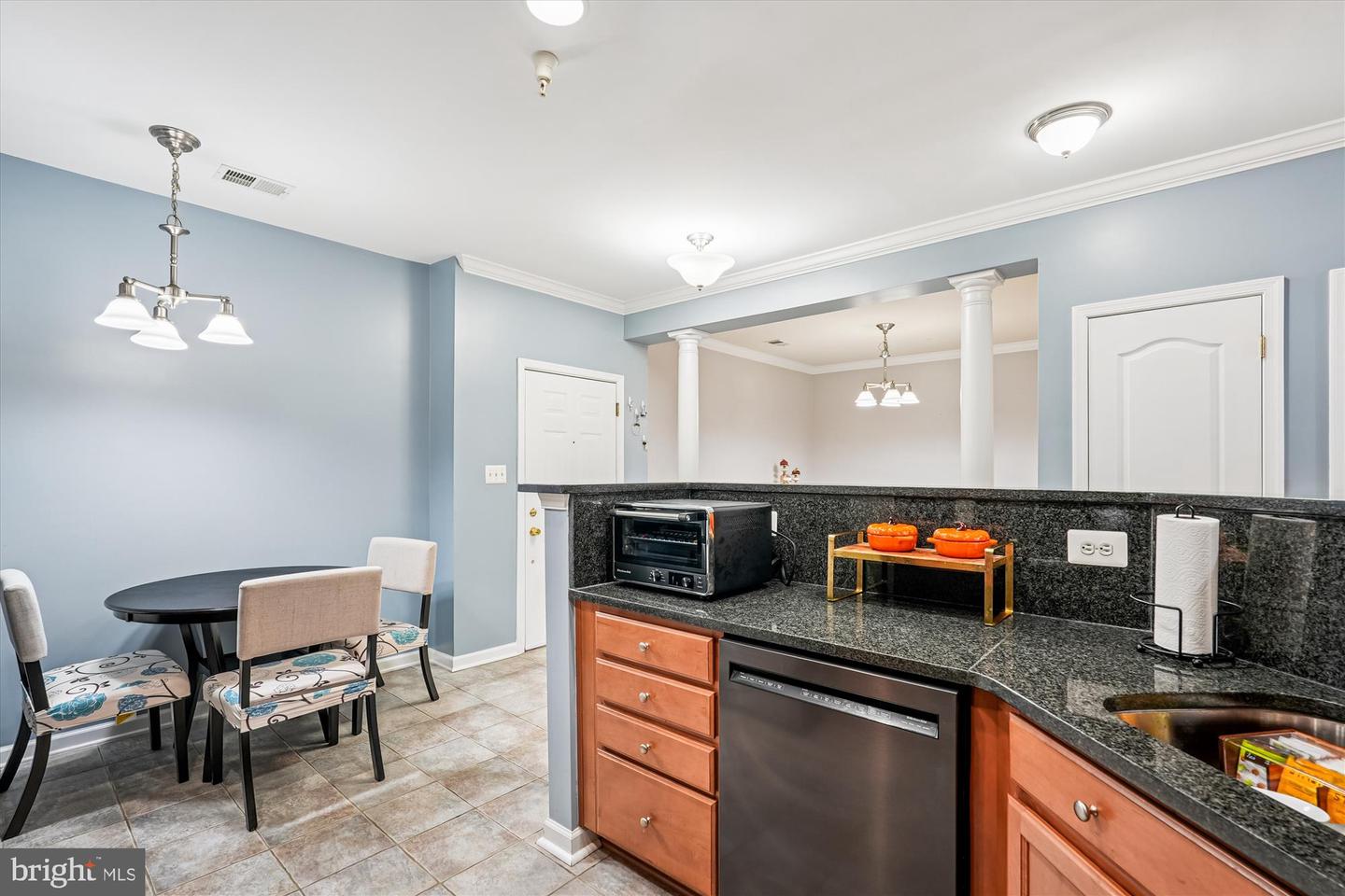 9722 HOLMES PL #203, MANASSAS PARK, Virginia 20111, 2 Bedrooms Bedrooms, ,2 BathroomsBathrooms,Residential,For sale,9722 HOLMES PL #203,VAMP2003444 MLS # VAMP2003444