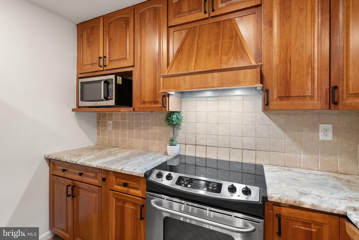 3146 CANTRELL LN, FAIRFAX, Virginia 22031, 3 Bedrooms Bedrooms, ,2 BathroomsBathrooms,Residential,For sale,3146 CANTRELL LN,VAFX2277950 MLS # VAFX2277950 3146 CANTRELL LN, FAIRFAX, Virginia 22031, 3 Bedrooms Bedrooms, ,2 BathroomsBathrooms,Residential,For sale,3146 CANTRELL LN,VAFX2277950 MLS # VAFX2277950