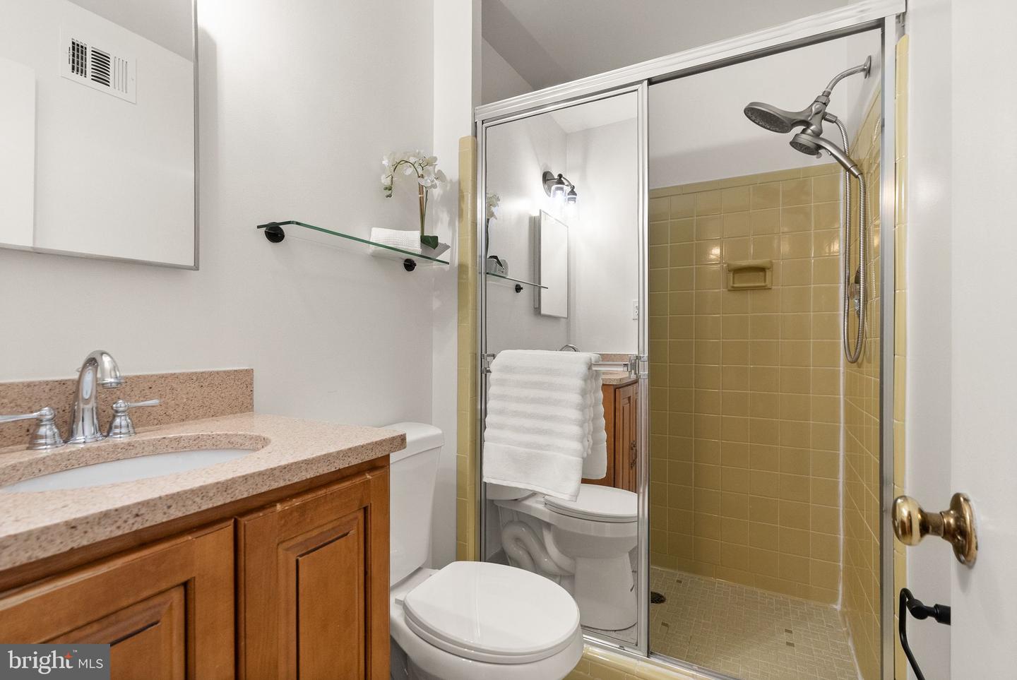 3146 CANTRELL LN, FAIRFAX, Virginia 22031, 3 Bedrooms Bedrooms, ,2 BathroomsBathrooms,Residential,For sale,3146 CANTRELL LN,VAFX2277950 MLS # VAFX2277950 3146 CANTRELL LN, FAIRFAX, Virginia 22031, 3 Bedrooms Bedrooms, ,2 BathroomsBathrooms,Residential,For sale,3146 CANTRELL LN,VAFX2277950 MLS # VAFX2277950