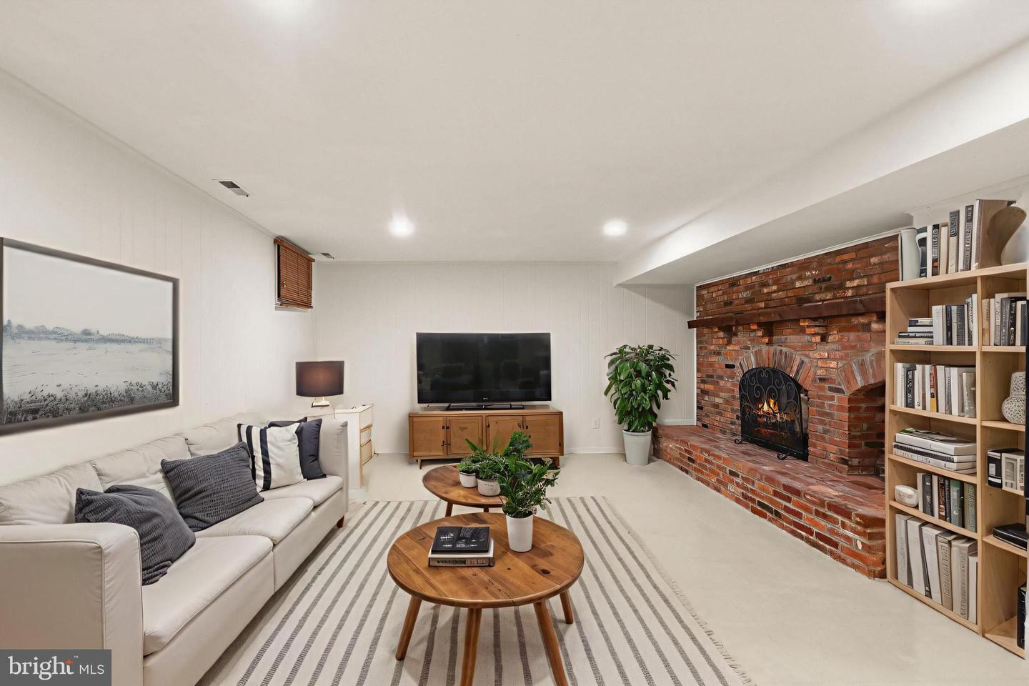 3146 CANTRELL LN, FAIRFAX, Virginia 22031, 3 Bedrooms Bedrooms, ,2 BathroomsBathrooms,Residential,For sale,3146 CANTRELL LN,VAFX2277950 MLS # VAFX2277950 3146 CANTRELL LN, FAIRFAX, Virginia 22031, 3 Bedrooms Bedrooms, ,2 BathroomsBathrooms,Residential,For sale,3146 CANTRELL LN,VAFX2277950 MLS # VAFX2277950