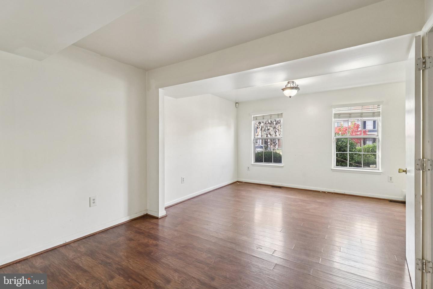 15037 CATALPA CT, WOODBRIDGE, Virginia 22193, 3 Bedrooms Bedrooms, ,2 BathroomsBathrooms,Residential,For sale,15037 CATALPA CT,VAPW2107494 MLS # VAPW2107494