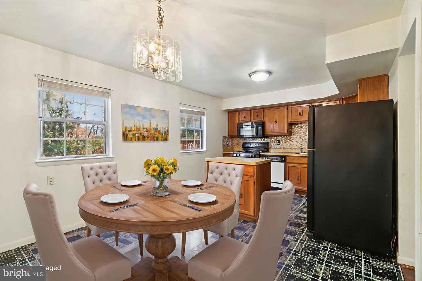 15037 CATALPA CT, WOODBRIDGE, Virginia 22193, 3 Bedrooms Bedrooms, ,2 BathroomsBathrooms,Residential,For sale,15037 CATALPA CT,VAPW2107494 MLS # VAPW2107494