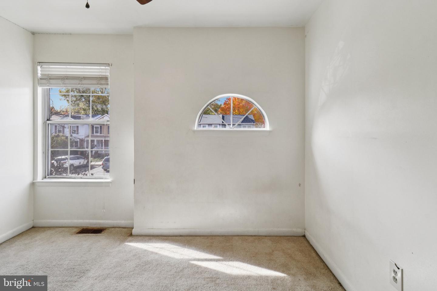 15037 CATALPA CT, WOODBRIDGE, Virginia 22193, 3 Bedrooms Bedrooms, ,2 BathroomsBathrooms,Residential,For sale,15037 CATALPA CT,VAPW2107494 MLS # VAPW2107494