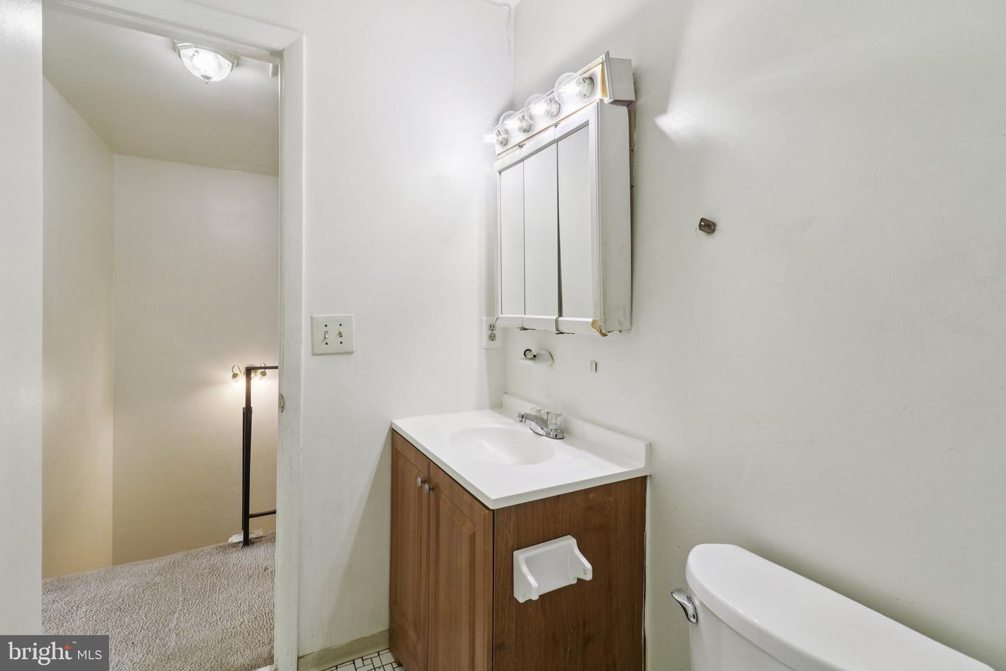 15037 CATALPA CT, WOODBRIDGE, Virginia 22193, 3 Bedrooms Bedrooms, ,2 BathroomsBathrooms,Residential,For sale,15037 CATALPA CT,VAPW2107494 MLS # VAPW2107494