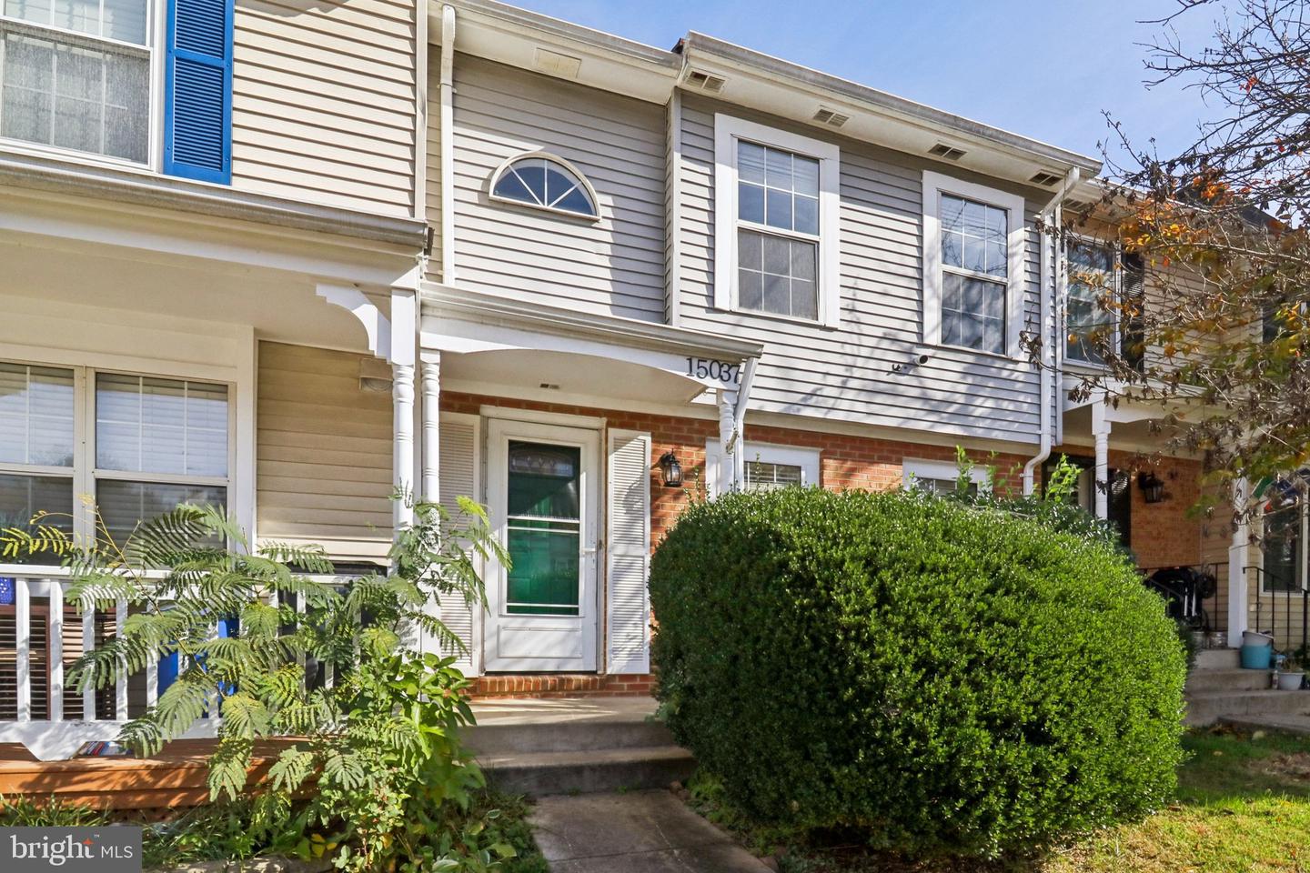 15037 CATALPA CT, WOODBRIDGE, Virginia 22193, 3 Bedrooms Bedrooms, ,2 BathroomsBathrooms,Residential,For sale,15037 CATALPA CT,VAPW2107494 MLS # VAPW2107494