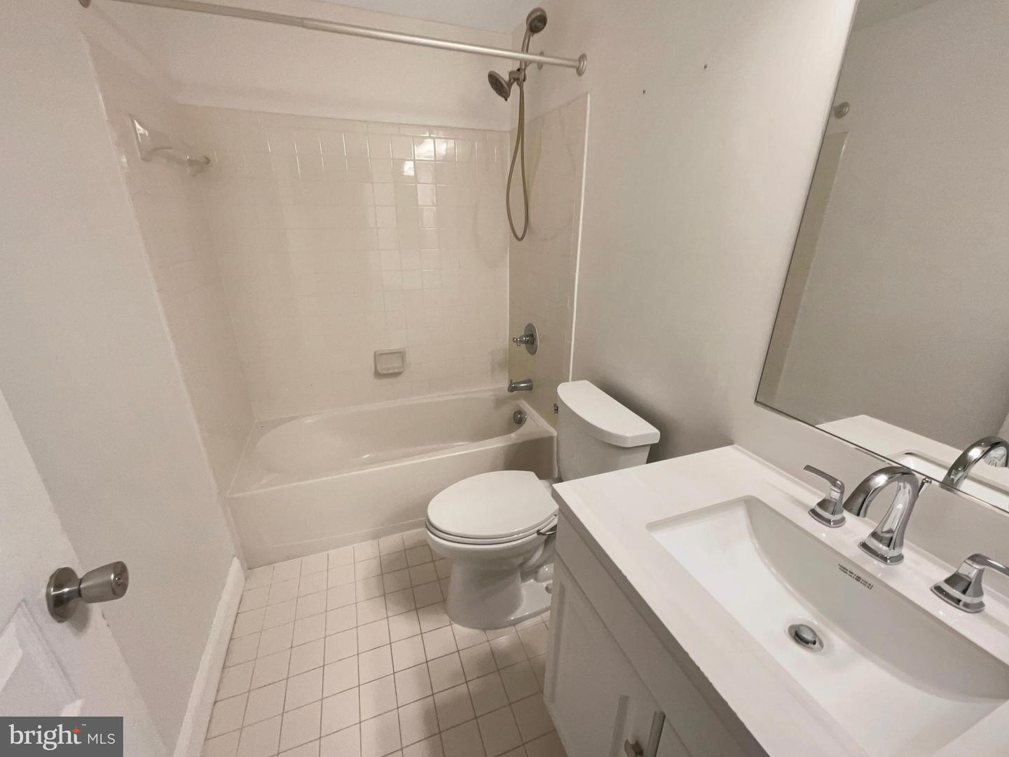 18550 KERILL RD, TRIANGLE, Virginia 22172, 4 Bedrooms Bedrooms, ,4 BathroomsBathrooms,Residential,For sale,18550 KERILL RD,VAPW2099584 MLS # VAPW2099584