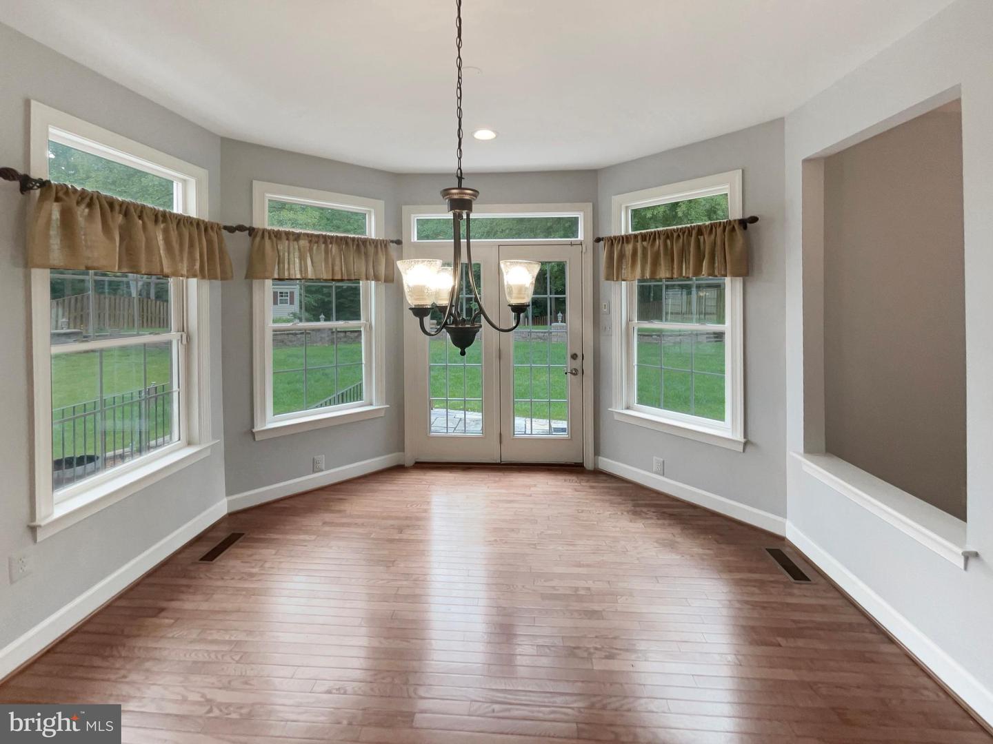 18550 KERILL RD, TRIANGLE, Virginia 22172, 4 Bedrooms Bedrooms, ,4 BathroomsBathrooms,Residential,For sale,18550 KERILL RD,VAPW2099584 MLS # VAPW2099584