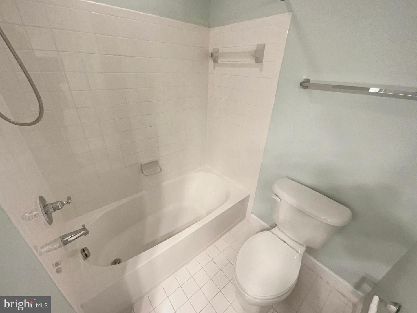 18550 KERILL RD, TRIANGLE, Virginia 22172, 4 Bedrooms Bedrooms, ,4 BathroomsBathrooms,Residential,For sale,18550 KERILL RD,VAPW2099584 MLS # VAPW2099584