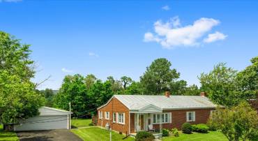 355 COPP RD, STRASBURG, Virginia 22657, 3 Bedrooms Bedrooms, ,1 BathroomBathrooms,Residential,For sale,355 COPP RD,VASH2012030 MLS # VASH2012030