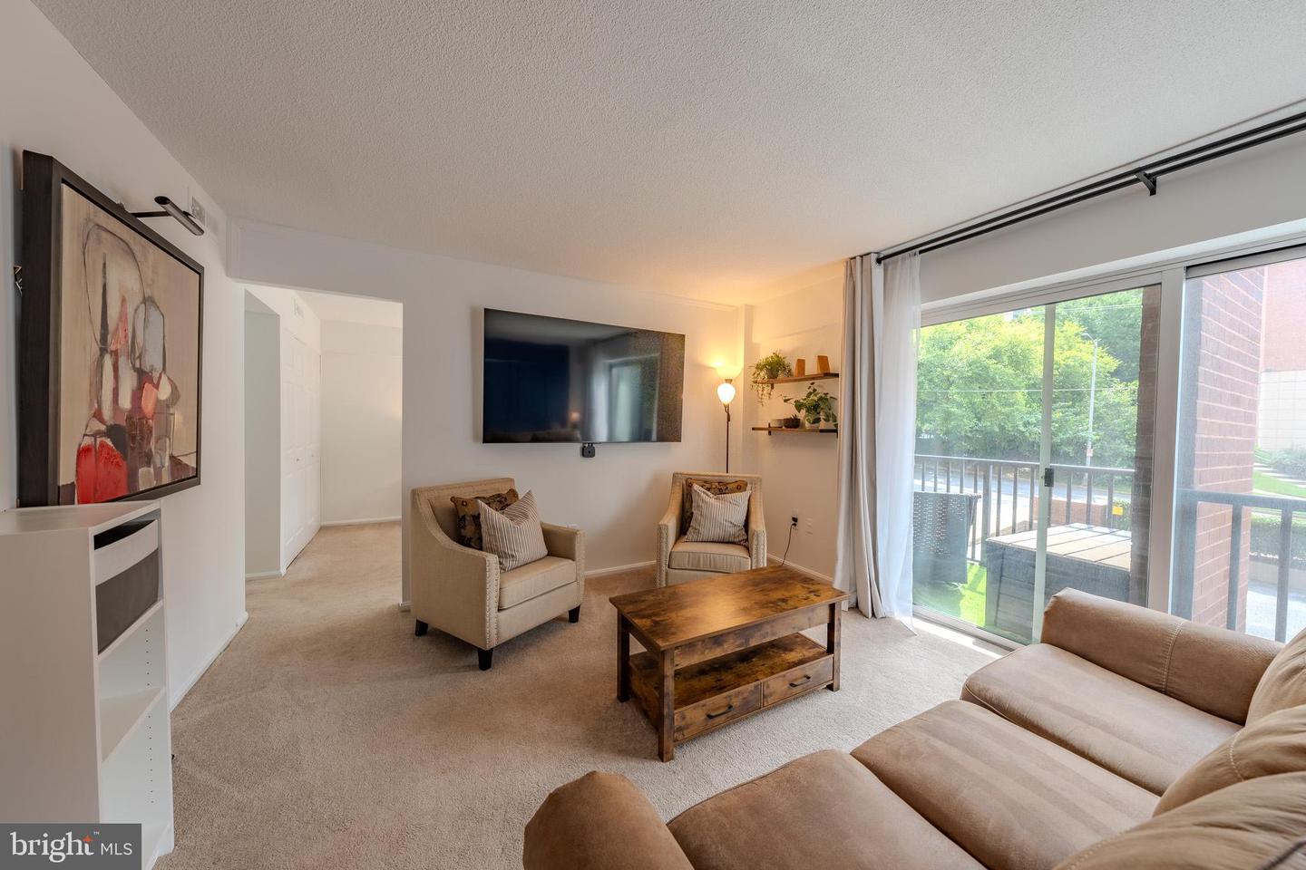 1300 ARMY NAVY DR #118, ARLINGTON, Virginia 22202, 1 Bedroom Bedrooms, ,1 BathroomBathrooms,Residential,For sale,1300 ARMY NAVY DR #118,VAAR2061650 MLS # VAAR2061650