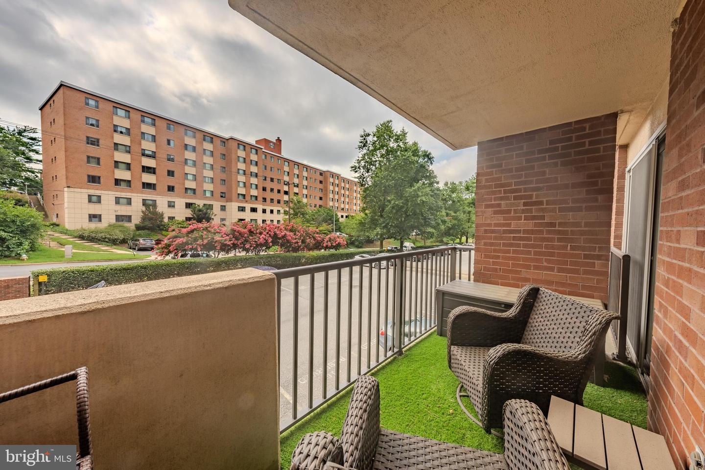 1300 ARMY NAVY DR #118, ARLINGTON, Virginia 22202, 1 Bedroom Bedrooms, ,1 BathroomBathrooms,Residential,For sale,1300 ARMY NAVY DR #118,VAAR2061650 MLS # VAAR2061650