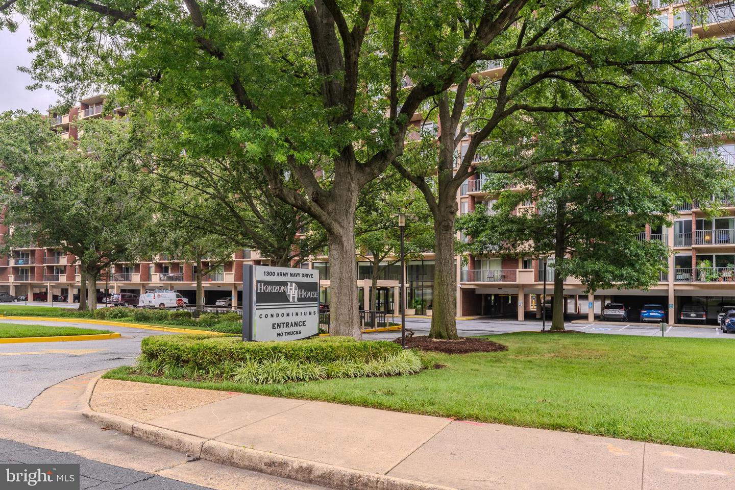 1300 ARMY NAVY DR #118, ARLINGTON, Virginia 22202, 1 Bedroom Bedrooms, ,1 BathroomBathrooms,Residential,For sale,1300 ARMY NAVY DR #118,VAAR2061650 MLS # VAAR2061650