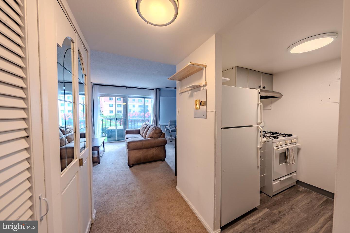 1300 ARMY NAVY DR #118, ARLINGTON, Virginia 22202, 1 Bedroom Bedrooms, ,1 BathroomBathrooms,Residential,For sale,1300 ARMY NAVY DR #118,VAAR2061650 MLS # VAAR2061650