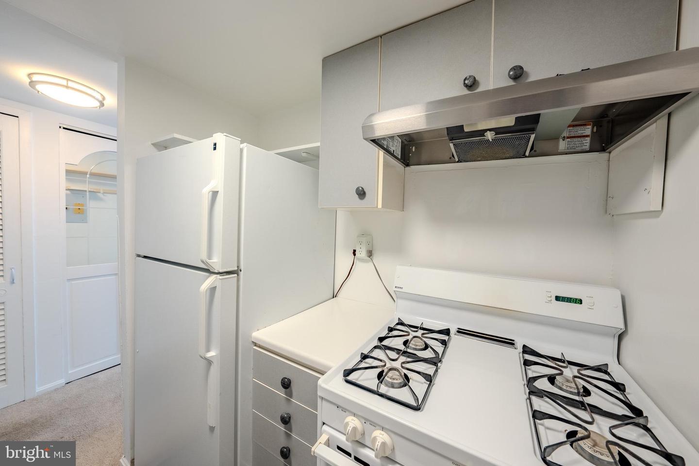 1300 ARMY NAVY DR #118, ARLINGTON, Virginia 22202, 1 Bedroom Bedrooms, ,1 BathroomBathrooms,Residential,For sale,1300 ARMY NAVY DR #118,VAAR2061650 MLS # VAAR2061650