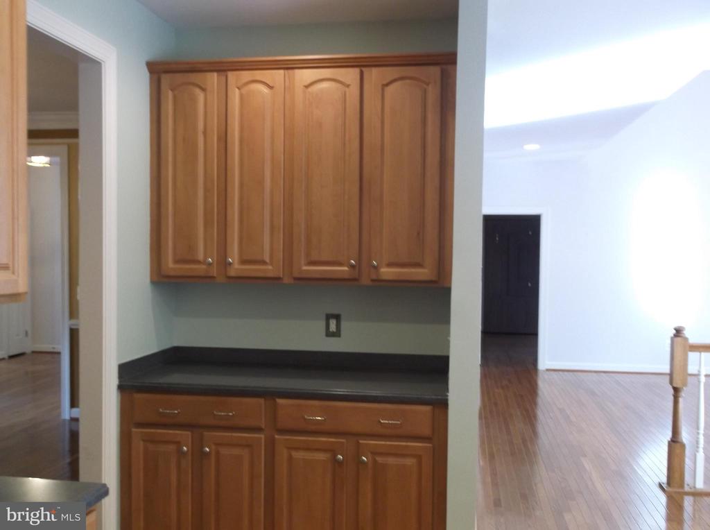 6110 MALONEY WAY, WARRENTON, Virginia, 4 Bedrooms Bedrooms, ,4 BathroomsBathrooms,Residential,6110 MALONEY WAY,VAFQ2018362 MLS # VAFQ2018362