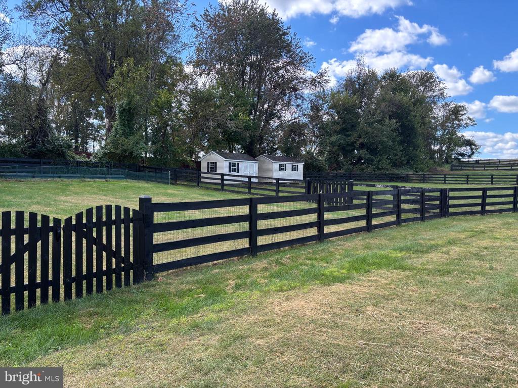 6110 MALONEY WAY, WARRENTON, Virginia, 4 Bedrooms Bedrooms, ,4 BathroomsBathrooms,Residential,6110 MALONEY WAY,VAFQ2018362 MLS # VAFQ2018362