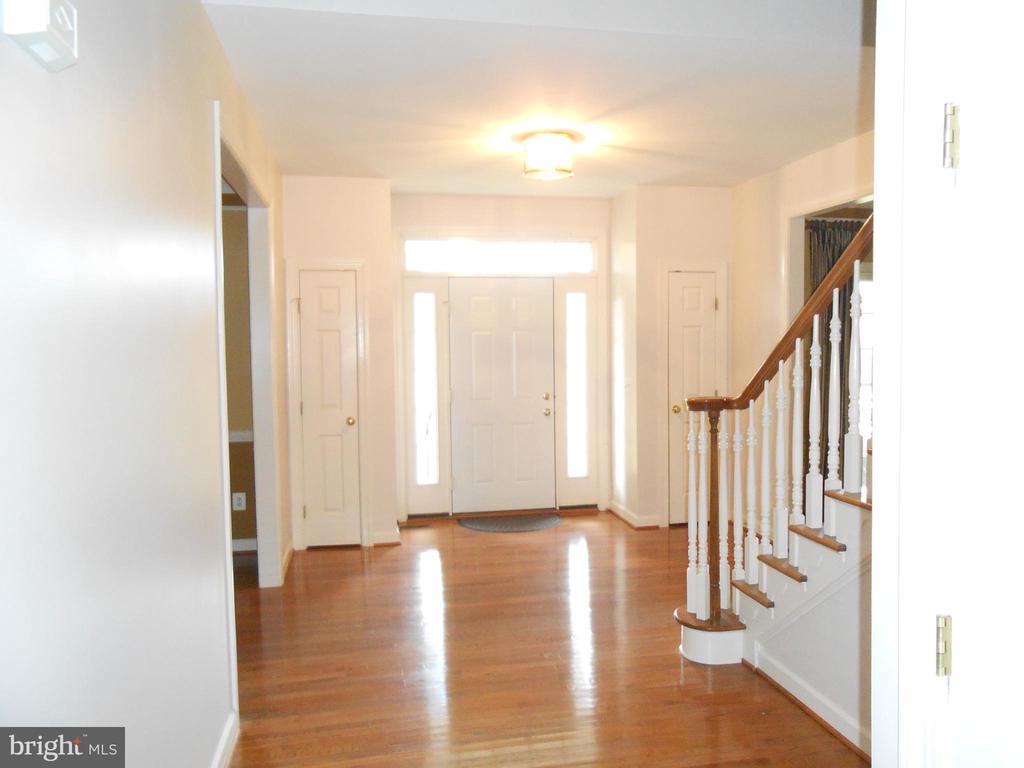 6110 MALONEY WAY, WARRENTON, Virginia, 4 Bedrooms Bedrooms, ,4 BathroomsBathrooms,Residential,6110 MALONEY WAY,VAFQ2018362 MLS # VAFQ2018362