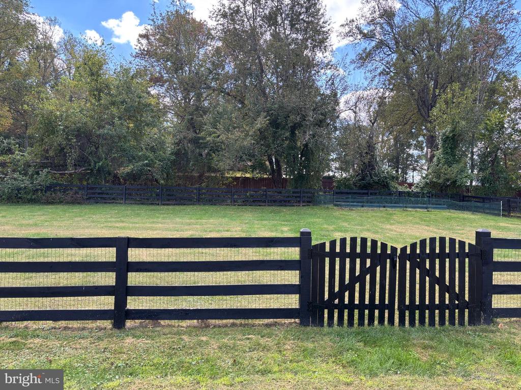 6110 MALONEY WAY, WARRENTON, Virginia, 4 Bedrooms Bedrooms, ,4 BathroomsBathrooms,Residential,6110 MALONEY WAY,VAFQ2018362 MLS # VAFQ2018362