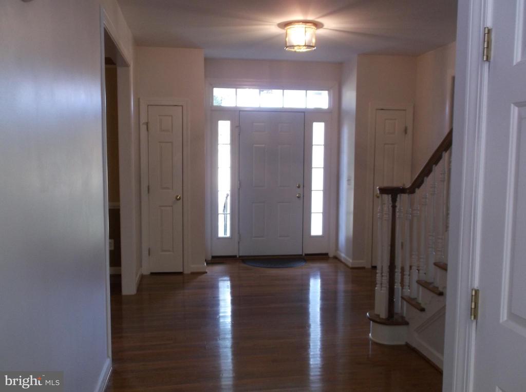 6110 MALONEY WAY, WARRENTON, Virginia, 4 Bedrooms Bedrooms, ,4 BathroomsBathrooms,Residential,6110 MALONEY WAY,VAFQ2018362 MLS # VAFQ2018362